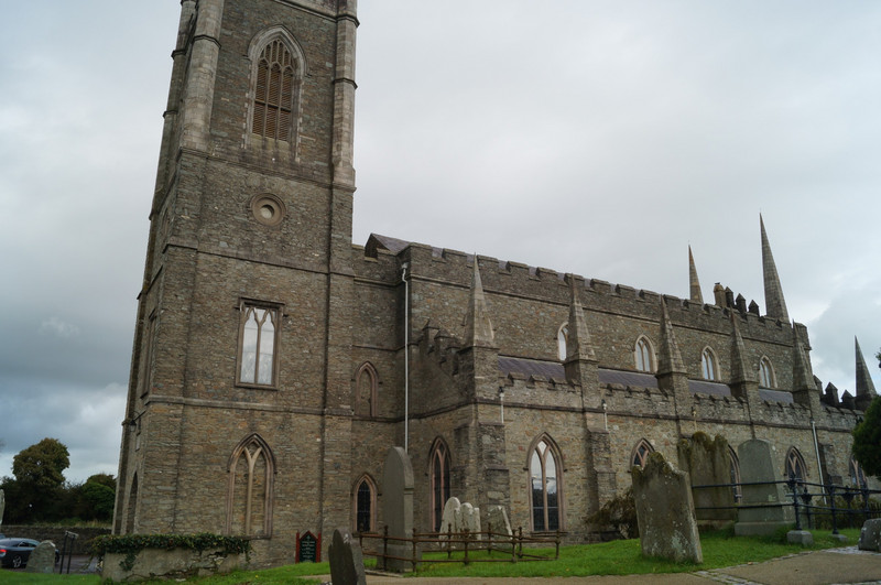 DOWNPATRICK CATHEDRALE