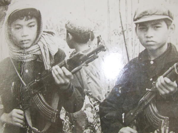 Children Red Khmer soldiers in the 70ies