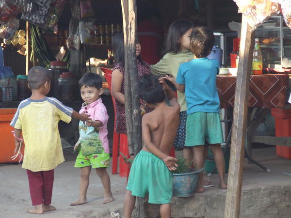 Children in Siem Reap