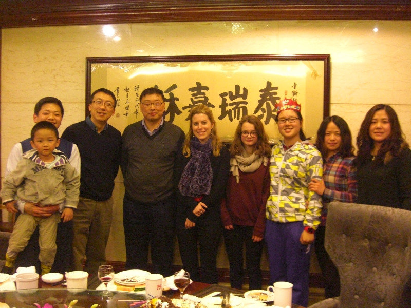 Reunion dinner with Chinese scholars