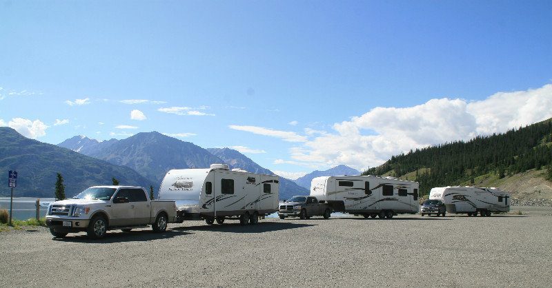 Kluane Lake - lunch time (note the not so white truck & trailer) (2)