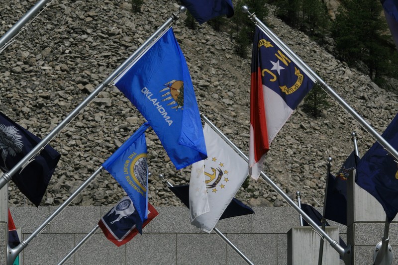Mount Rushmore - flag of nations