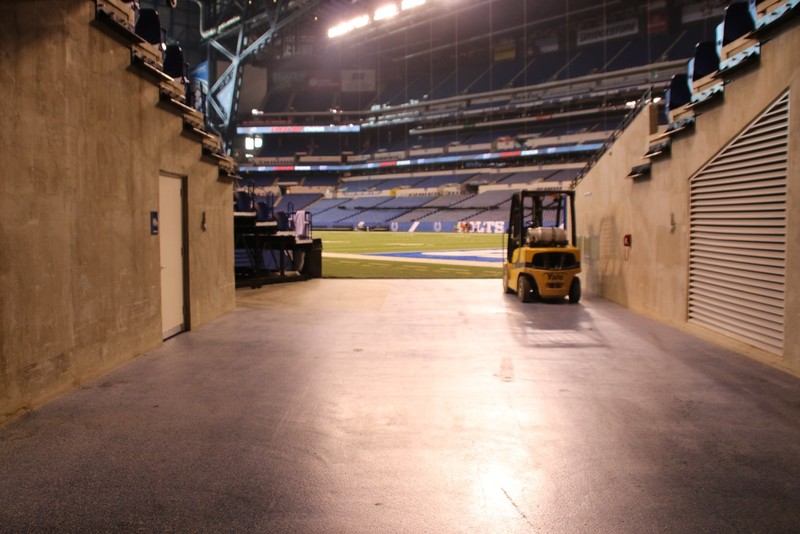 Lucas Oil 18 - "The Tunnel"