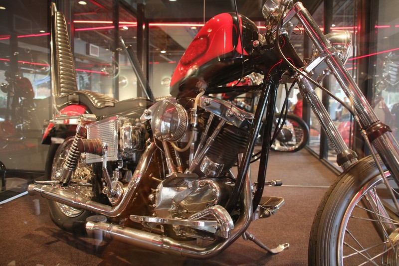 Harley 1966