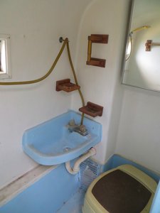 Bathroom sink & toilet