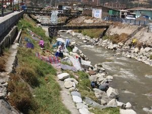 Huaraz and doing laundry in a dirty river