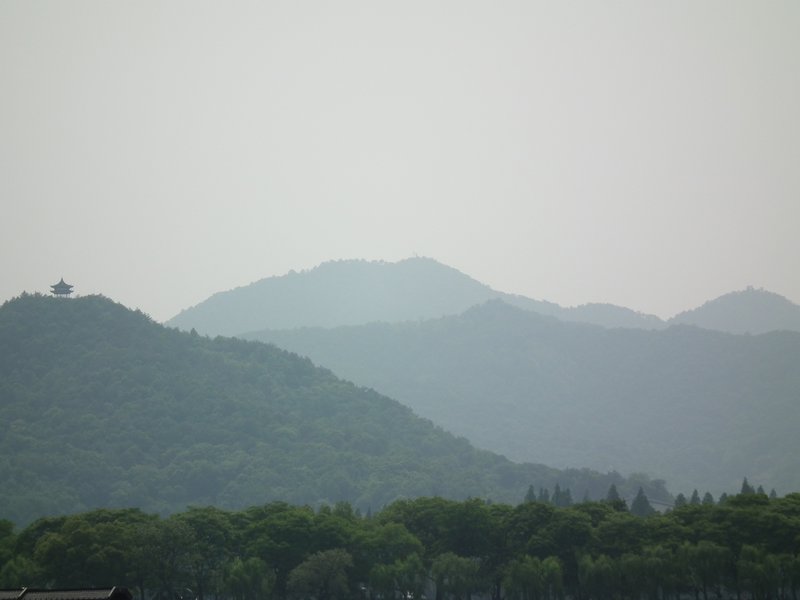 Hills surrounding Huangzhou