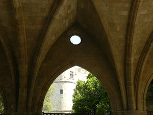 Looking through the arch to the Palace