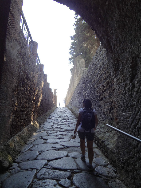 Entering the pompei ruins