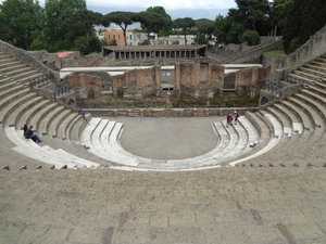 Entertainment theatre with gladiator grounds behind