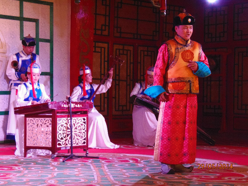 Cultural show - Mongolian throat singer
