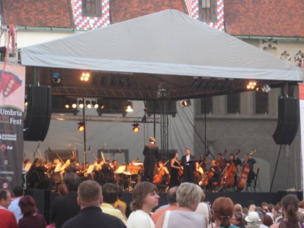 Free Orchestra and Opera