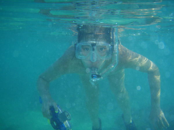 Tomi snorkelling