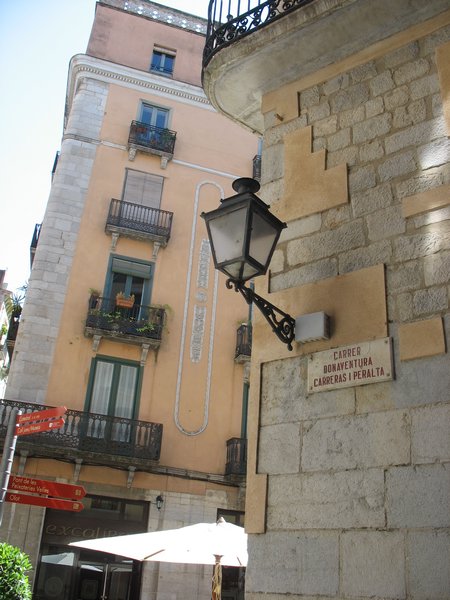 Girona's alleys