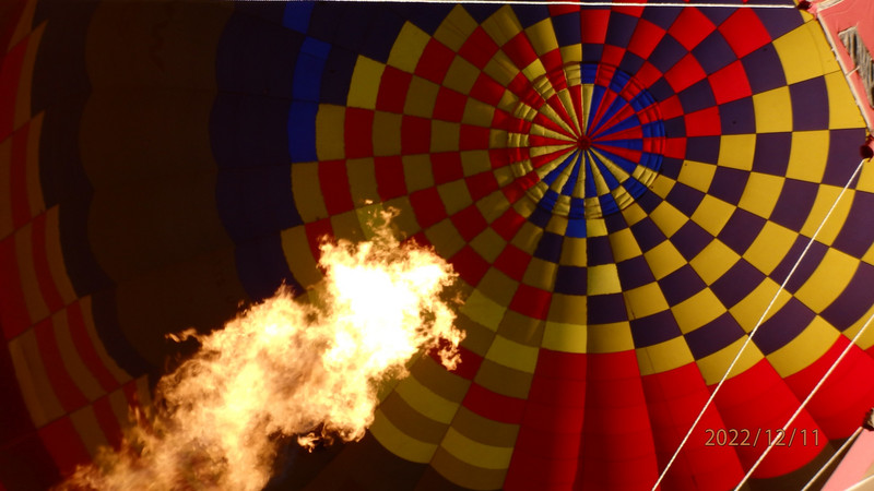 Firing of the hot air balloon