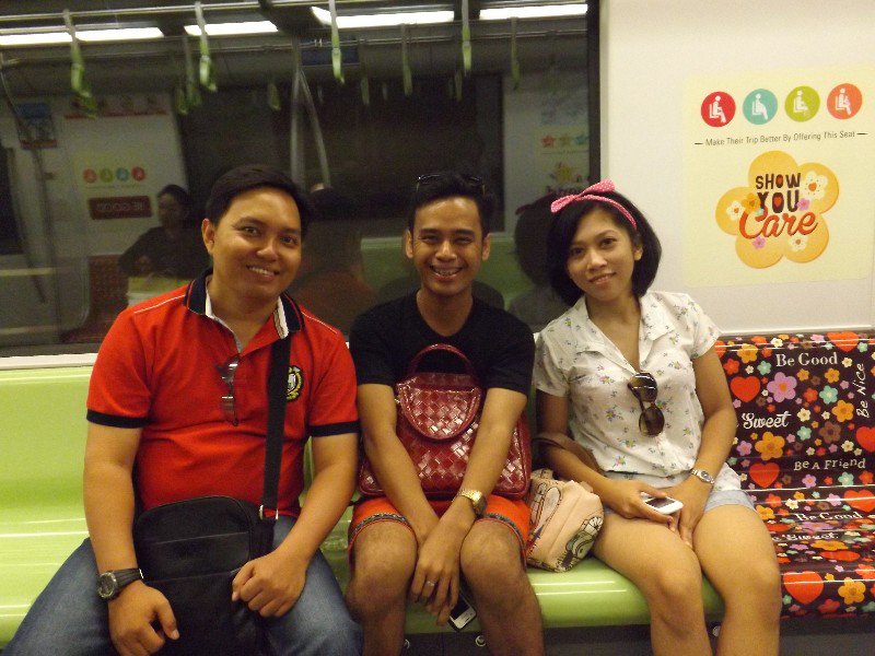Our new friend on tne MRT, all Indonesian and in a band. Drag act, middle one is Lady Gaga.....