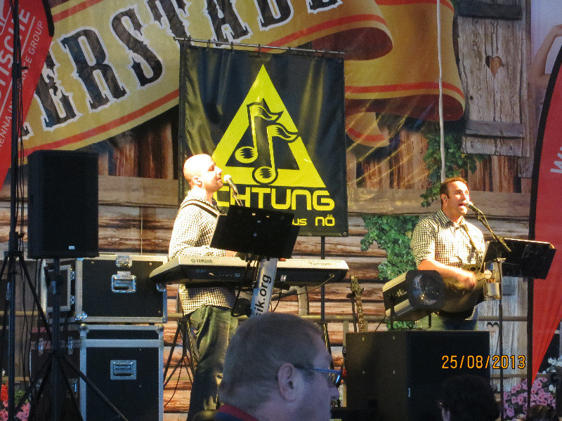 "Achtung" performing at the Wachauer Volkfest