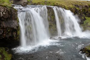 Kirkjufellsfoss waterfall