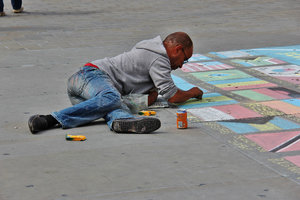 Sidewalk chalk artist, Trafalgar Square