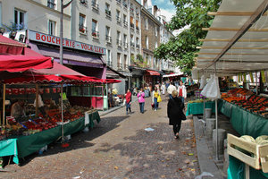 Rue Cler market