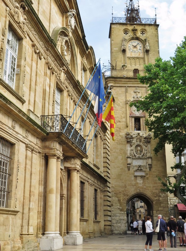 City Hall (Hotel de Ville)