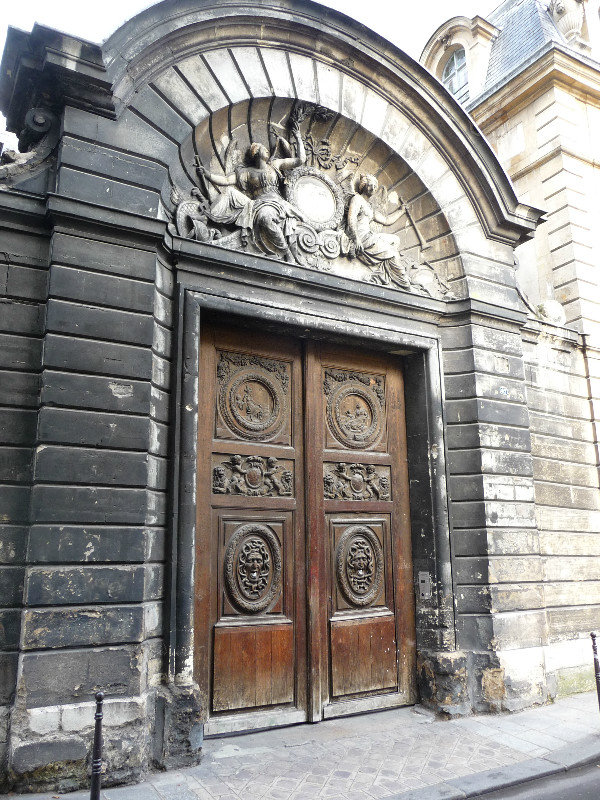 Amazing Parisien Doors