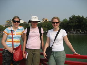 Hanoi Walking Tour - 'turtle temple'
