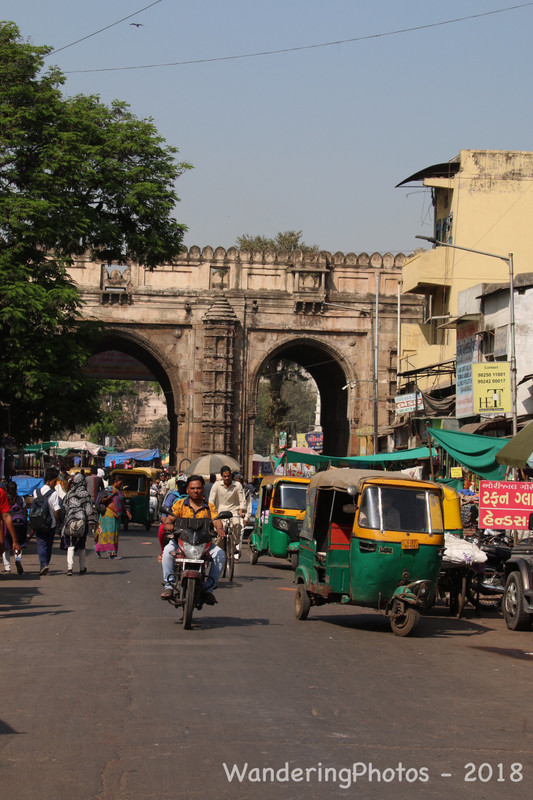 Street scene - Ahmedabad
