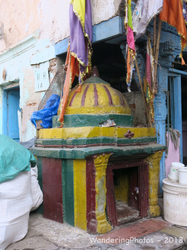 Small street shrine - Ahmedabad 