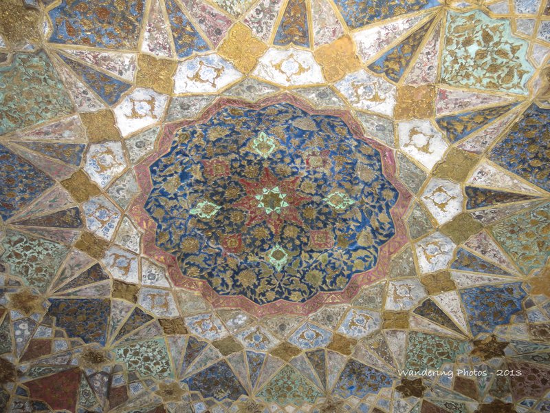 The amzing ceiling in the Tomb Chamber