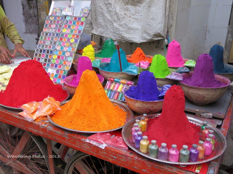 Brightly coloured dyes for sale in Pushkar