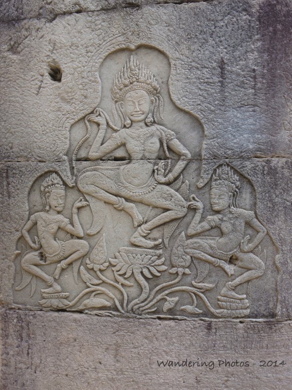 Carvings of Aspara dancers - Angkor Thom
