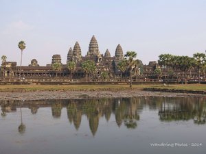 The classical view of Angkor Wat and its reflection
