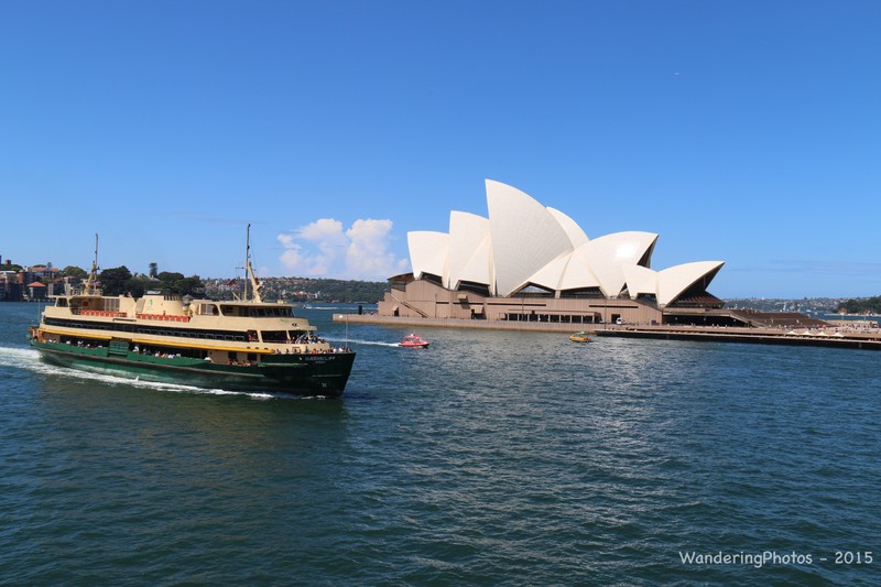 Sydney Harbour ferry and the Opera House