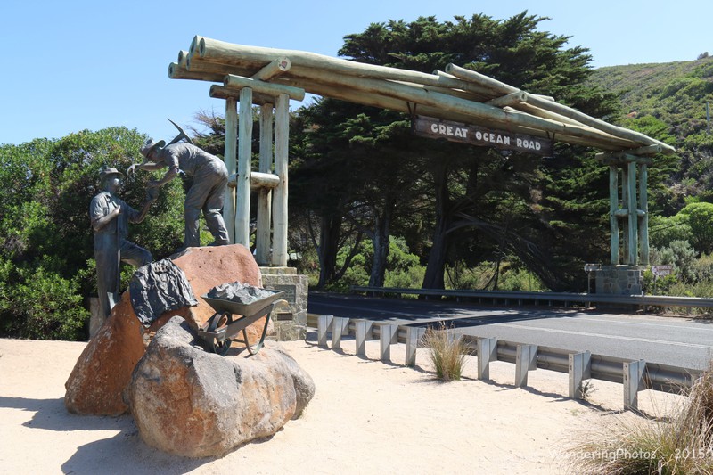 The entrance gateway and commemorative monument to the Great Ocean Road