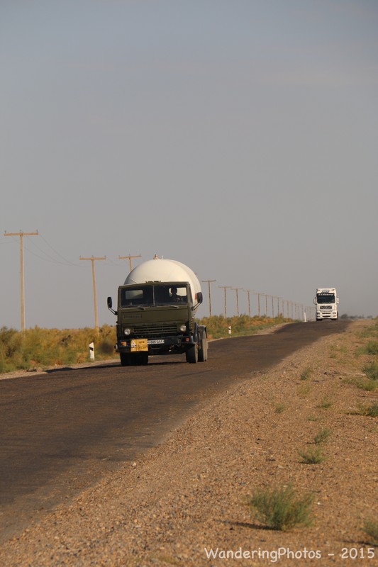 The road across the Kzyzlkum desert