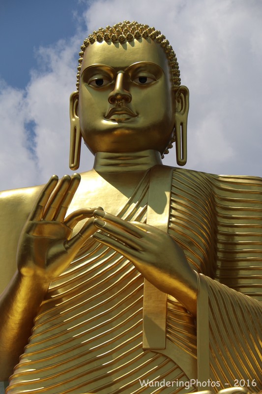 The Golden Buddha - Dambulla