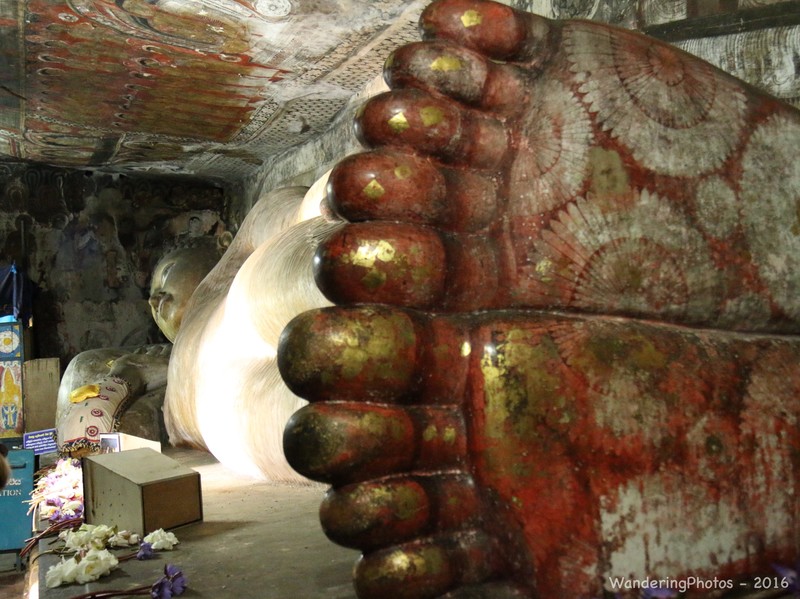 Reclining Buddha - Dambulla Cave Temples