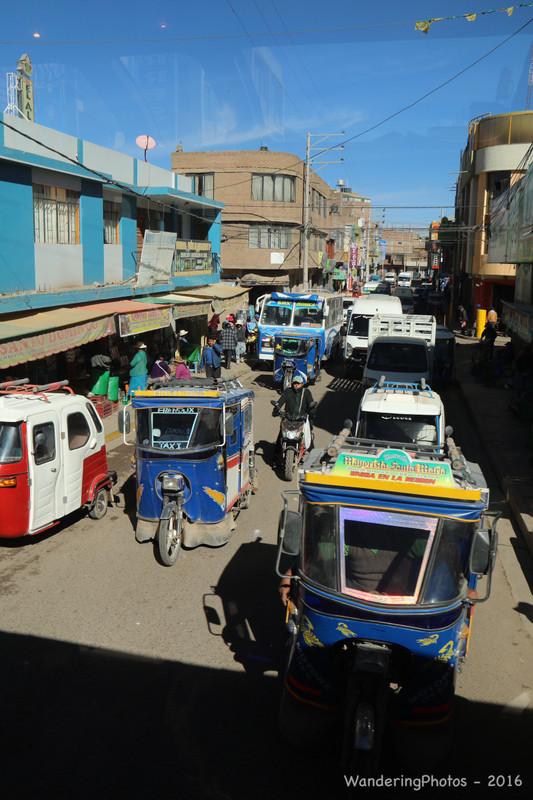 Busy streets in Juliaca