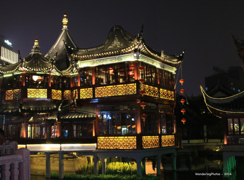 Traditional Teahouse at night - Yu Yuan Bazaar Shanghai China