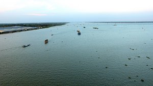 Mekong from bridge