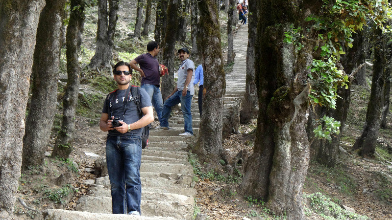0021 - On Foot to Shikari Mata - in the Pic Manoj Mehta Sandeep Bhardwaj & Suraj Chauhan (Pic Avneet Sirckek)