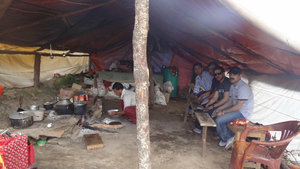 0031 - Waiting for Lunch at Shikari Mata - in the pic Bharat Shah Suraj Chauhan Manoj Mehta & Sandeep Bhardwaj (Pic Avneet Sirckek)
