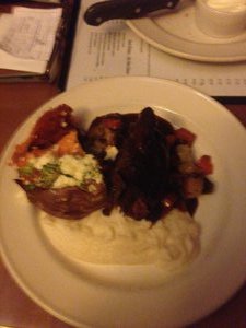 Bison short ribs, whipped cauliflower -sweet potato stuffed with brocolli and feta