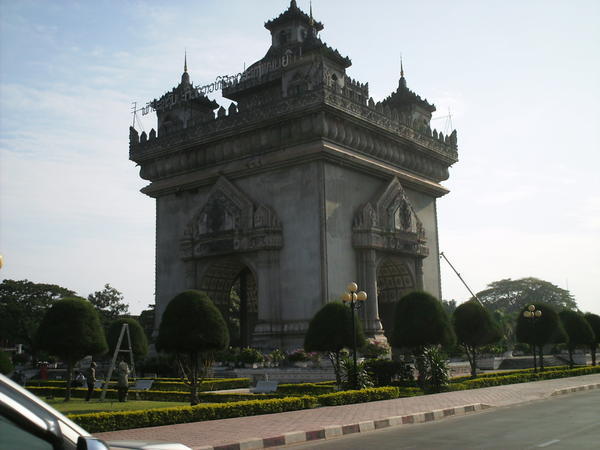 Laos, Arc de Triomphe