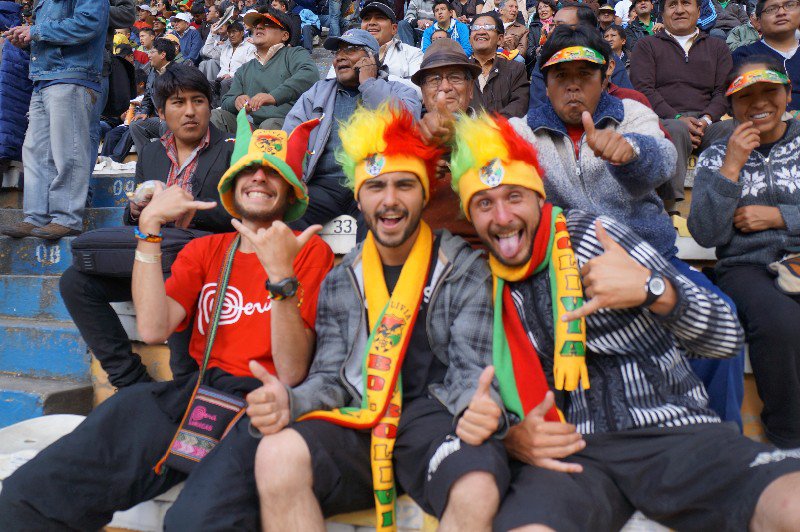 Parés pour le match Bolivie-Equateur !!