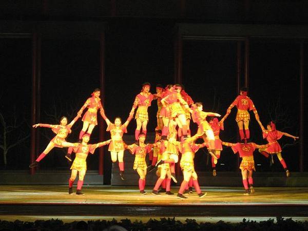 Acrobatics at the Kungfu Theatre