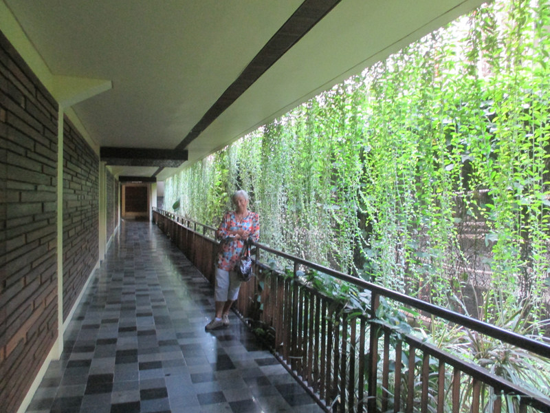 Komaneka - hallway