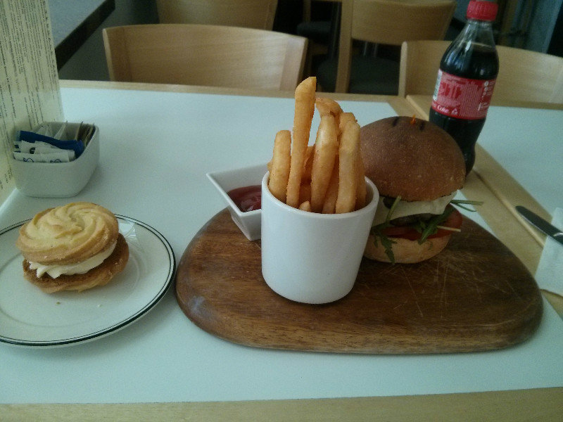 Burger in Parliament Cafe