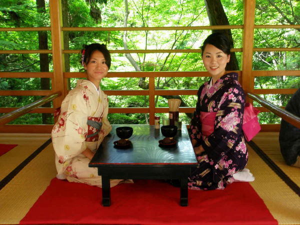 Traditional Japanese Attire | Photo